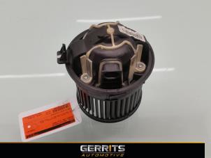Gebruikte Chaufage Ventilatiemotor Peugeot 308 SW (4E/H) 1.6 HDiF 16V Prijs € 29,99 Margeregeling aangeboden door Gerrits Automotive BV