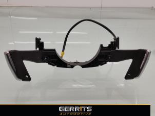 Gebruikte Schakelflipper set Peugeot 208 I (CA/CC/CK/CL) 1.4 HDi Prijs € 69,99 Margeregeling aangeboden door Gerrits Automotive BV