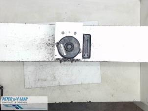 Gebruikte ABS Pomp Mercedes C Combi (S203) 2.2 C-200 CDI 16V Prijs € 150,00 Margeregeling aangeboden door Autodemontage van de Laar