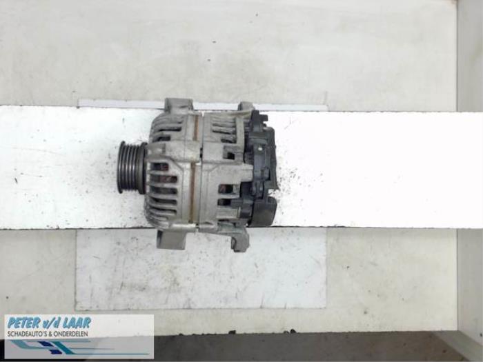 Gebruikte Dynamo Opel Agila (A) 1.0 12V Prijs € 50,00 Margeregeling aangeboden door Autodemontage van de Laar