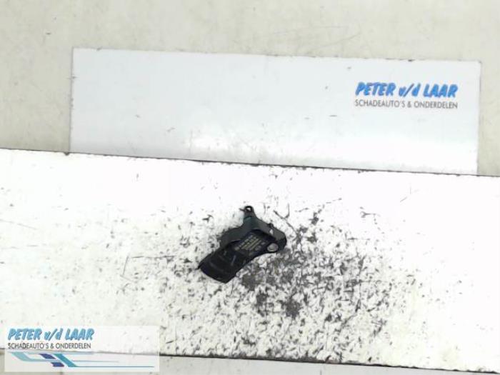 Gebruikte Turbodruk sensor Renault Clio IV (5R) 1.2 TCE 16V GT EDC Prijs € 30,00 Margeregeling aangeboden door Autodemontage van de Laar
