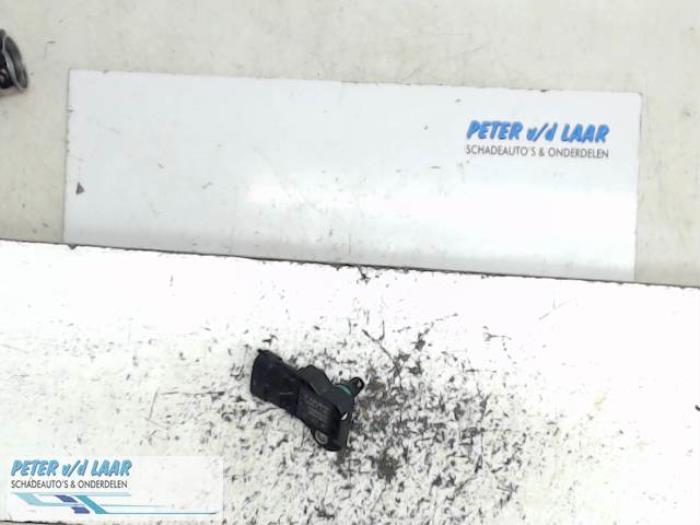 Gebruikte Turbodruk sensor Renault Captur I (2R) 0.9 Energy TCE 12V Prijs € 30,00 Margeregeling aangeboden door Autodemontage van de Laar