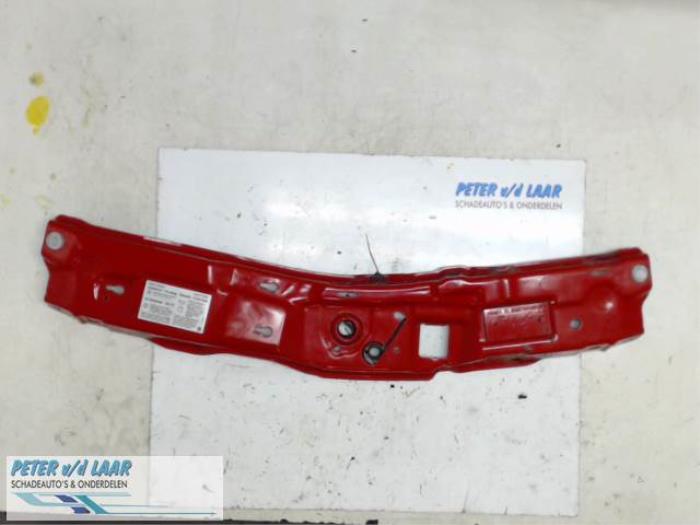 Gebruikte Frontpaneel Opel Monza Prijs € 40,00 Margeregeling aangeboden door Autodemontage van de Laar