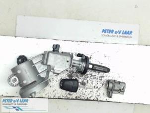Gebruikte Kontaktslot + Sleutel Opel Corsa D 1.2 16V Prijs € 70,00 Margeregeling aangeboden door Autodemontage van de Laar