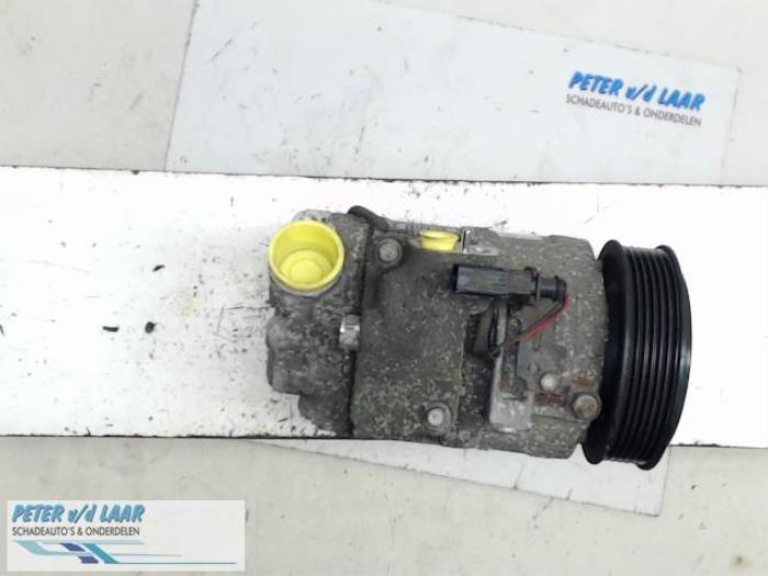 Gebruikte Aircopomp Volkswagen Polo IV (9N1/2/3) Prijs € 50,00 Margeregeling aangeboden door Autodemontage van de Laar