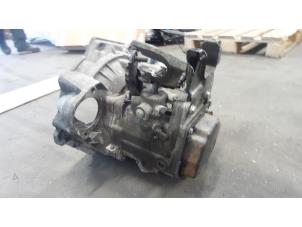 Gebruikte Versnellingsbak Volkswagen Polo V (6R) 1.2 TDI 12V BlueMotion Prijs € 400,00 Margeregeling aangeboden door Autodemontage van de Laar