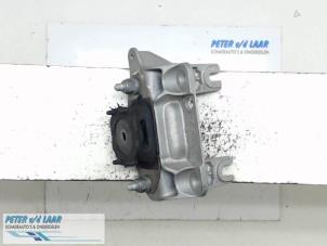 Gebruikte Motorsteun Renault Twingo III (AH) 0.9 GT TCE 110 12V Prijs € 50,00 Margeregeling aangeboden door Autodemontage van de Laar