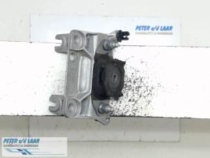 Gebruikte Motorsteun Renault Twingo III (AH) 0.9 GT TCE 110 12V Prijs € 50,00 Margeregeling aangeboden door Autodemontage van de Laar