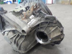 Gebruikte Versnellingsbak Renault Espace (JK) 2.2 dCi 150 16V Grand Espace Prijs € 350,00 Margeregeling aangeboden door Autodemontage van de Laar