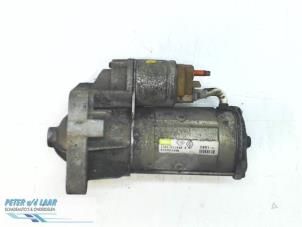 Gebruikte Startmotor Renault Vel Satis (BJ) 2.2 dCi 150 16V Prijs € 40,00 Margeregeling aangeboden door Autodemontage van de Laar