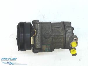 Gebruikte Pomp Airco Renault Twingo (C06) 1.2 16V Prijs € 75,00 Margeregeling aangeboden door Autodemontage van de Laar