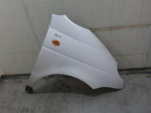 Gebruikte Spatbord rechts-voor Chevrolet Matiz 0.8 S,SE Prijs € 35,00 Margeregeling aangeboden door Autodemontage van de Laar