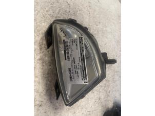 Gebruikte Mistlamp links-voor Ford Fiesta 5 (JD/JH) 1.4 TDCi Prijs € 30,00 Margeregeling aangeboden door Autodemontage van de Laar