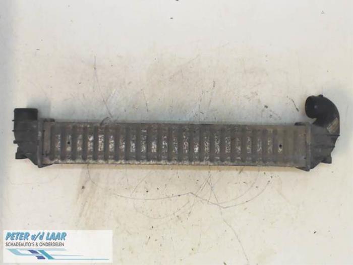 Gebruikte Intercooler Volkswagen Sharan (7M8/M9/M6) Prijs € 100,00 Margeregeling aangeboden door Autodemontage van de Laar