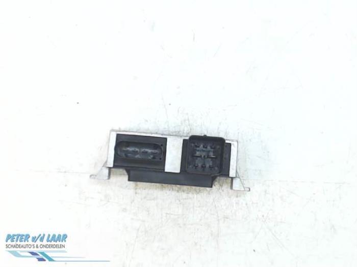 Gebruikte Koeling Module Renault Master III (FV) 2.3 dCi 135 16V FWD Prijs € 25,00 Margeregeling aangeboden door Autodemontage van de Laar