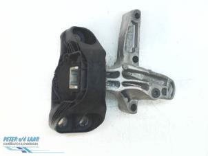 Gebruikte Motorsteun Renault Scénic IV (RFAJ) 1.5 Energy dCi 110 Prijs € 50,00 Margeregeling aangeboden door Autodemontage van de Laar