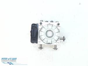 Gebruikte ABS Pomp Renault Scénic IV (RFAJ) 1.5 Energy dCi 110 Prijs € 300,00 Margeregeling aangeboden door Autodemontage van de Laar