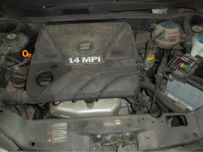 Motor van een Seat Arosa (6H1) 1.4 MPi 2000