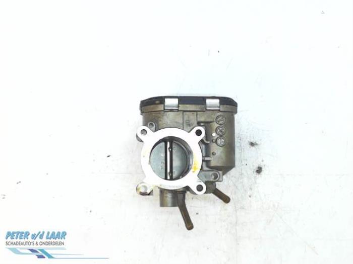 Gasklephuis van een Seat Arosa (6H1) 1.4 MPi 2001