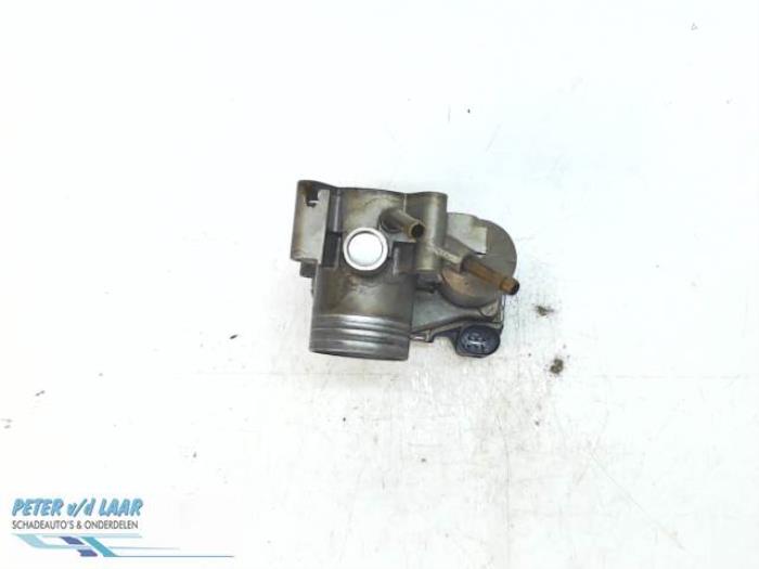 Gasklephuis van een Seat Arosa (6H1) 1.4 MPi 2001