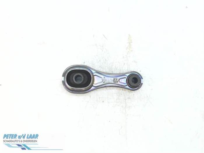 Gebruikte Versnellingsbak Steun Smart Forfour (453) 0.9 TCE 12V Prijs € 30,00 Margeregeling aangeboden door Autodemontage van de Laar