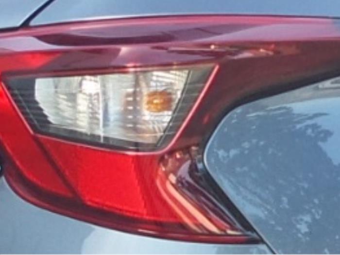 Achterlicht rechts van een Nissan Micra (K14) 1.0 12V 2017