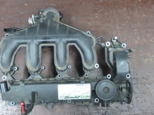 Gebruikte Kleppendeksel Peugeot 407 SW (6E) 2.0 HDiF 16V Prijs € 50,00 Margeregeling aangeboden door Autodemontage van de Laar