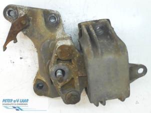 Gebruikte Motorrubber Volkswagen Sharan (7M8/M9/M6) Prijs € 50,00 Margeregeling aangeboden door Autodemontage van de Laar