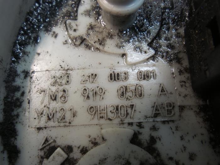 Gebruikte Tank element Pomp Volkswagen Sharan (7M8/M9/M6) Prijs € 100,00 Margeregeling aangeboden door Autodemontage van de Laar