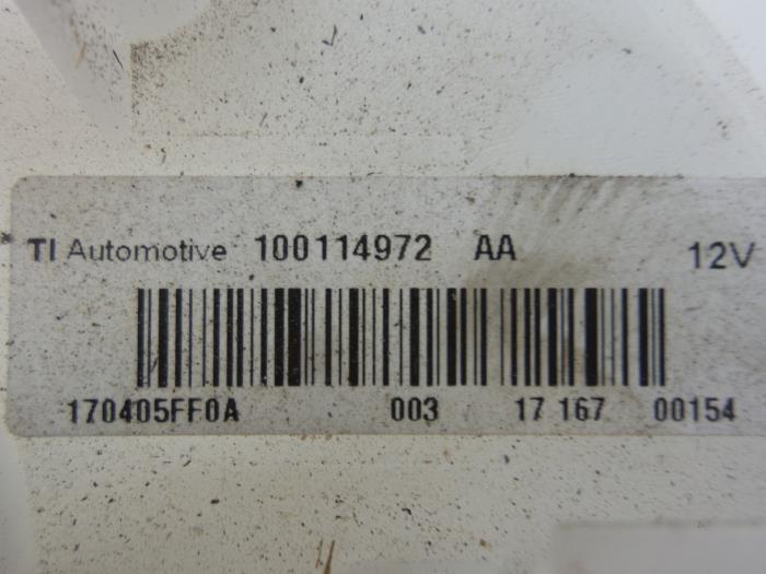 Gebruikte Benzinepomp Nissan Micra (K14) 1.0 12V Prijs € 100,00 Margeregeling aangeboden door Autodemontage van de Laar