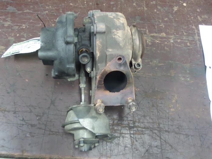 Gebruikte G-lader Peugeot 407 SW (6E) 2.0 HDiF 16V Prijs € 150,00 Margeregeling aangeboden door Autodemontage van de Laar