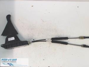 Gebruikte Versnellingspook Renault Captur Prijs € 100,00 Margeregeling aangeboden door Autodemontage van de Laar