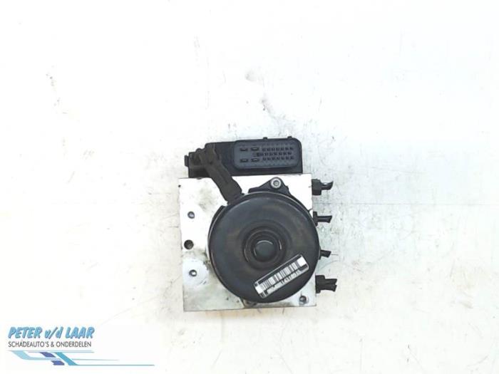 Gebruikte ABS Pomp Volkswagen Polo III (6N2) 1.4 Prijs € 35,00 Margeregeling aangeboden door Autodemontage van de Laar