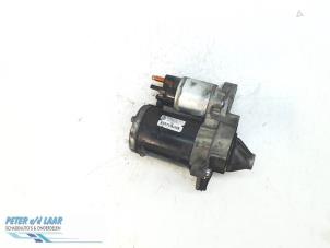 Gebruikte Startmotor Dacia Logan MCV II/Sandero Wagon (7S) 0.9 TCE 12V Prijs € 100,00 Margeregeling aangeboden door Autodemontage van de Laar