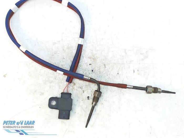 Gebruikte Nox sensor Renault Kadjar (RFEH) 1.3 TCE 140 FAP 16V Prijs € 150,00 Margeregeling aangeboden door Autodemontage van de Laar