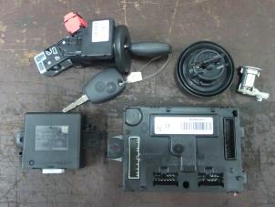 Gebruikte Computer Motormanagement Dacia Sandero II 1.5 dCi 90 Prijs € 250,00 Margeregeling aangeboden door Autodemontage van de Laar