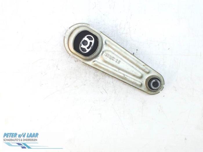 Gebruikte Motorsteun Renault Clio III (BR/CR) 1.5 dCi 75 FAP Prijs € 35,00 Margeregeling aangeboden door Autodemontage van de Laar