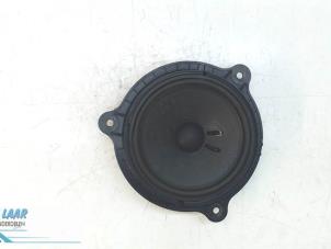 Gebruikte Speaker Renault Kadjar (RFEH) 1.5 Blue dCi Prijs op aanvraag aangeboden door Autodemontage van de Laar