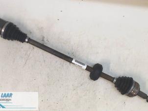 Gebruikte Cardanas rechts-voor (VWA) Dacia Lodgy (JS) 1.6 Sce 100 16V Prijs € 181,50 Inclusief btw aangeboden door Autodemontage van de Laar