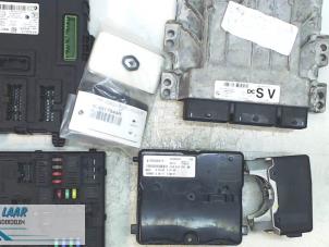 Gebruikte Computer Motormanagement Renault Megane IV Estate (RFBK) 1.3 TCE 140 16V Prijs € 544,50 Inclusief btw aangeboden door Autodemontage van de Laar