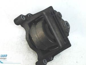 Gebruikte Motorrubber Ford Transit 2.0 TDdi 16V Prijs op aanvraag aangeboden door Autodemontage van de Laar