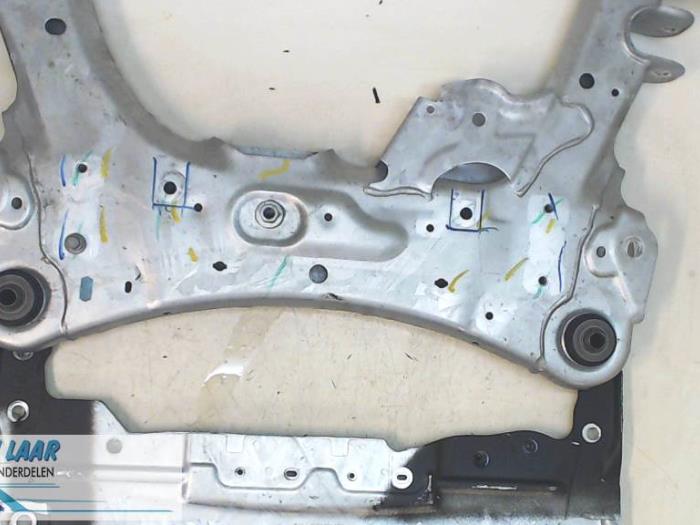 Gebruikte Subframe Renault Kangoo/Grand Kangoo (KW) 1.5 dCi 110 Prijs € 200,00 Margeregeling aangeboden door Autodemontage van de Laar