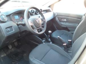 Gebruikte Interieur Bekledingsset Dacia Duster (SR) 1.2 TCE 16V 4x4 Prijs op aanvraag aangeboden door Autodemontage van de Laar
