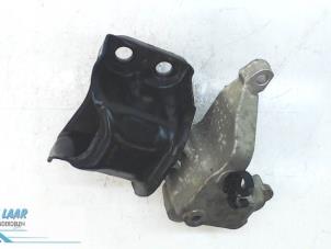 Gebruikte Motorrubber Renault Twingo II (CN) 1.5 dCi 75 FAP Prijs op aanvraag aangeboden door Autodemontage van de Laar