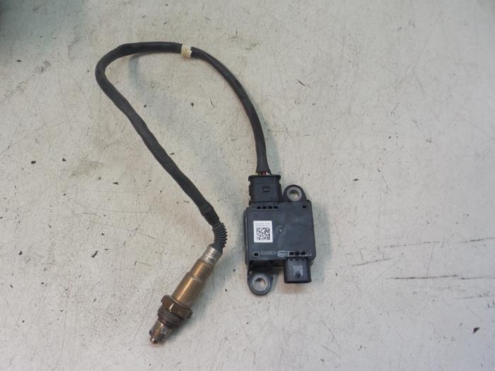 Gebruikte Lambda Sonde Renault Kadjar (RFEH) 1.3 TCE 140 FAP 16V Prijs € 50,00 Margeregeling aangeboden door Autodemontage van de Laar