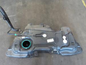 Gebruikte Tank Renault Modus/Grand Modus (JP) 1.2 16V Prijs € 100,00 Margeregeling aangeboden door Autodemontage van de Laar