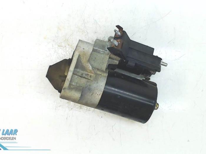 Gebruikte Startmotor Renault Vel Satis (BJ) 2.0 16V Turbo Prijs € 40,00 Margeregeling aangeboden door Autodemontage van de Laar