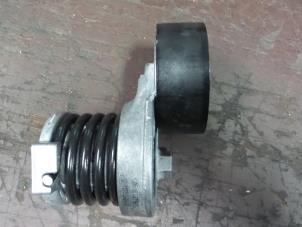 Gebruikte Spanrol Multiriem Renault Kangoo Express (FW) 1.5 dCi 110 Prijs € 40,00 Margeregeling aangeboden door Autodemontage van de Laar