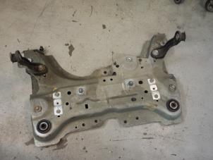 Gebruikte Subframe Renault Laguna III Estate (KT) 2.0 16V Prijs op aanvraag aangeboden door Autodemontage van de Laar