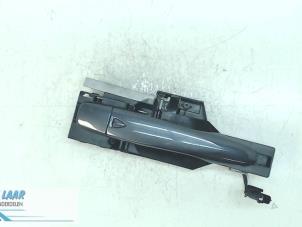 Gebruikte Handgreep Renault Kadjar (RFEH) 1.3 TCE 140 FAP 16V Prijs € 40,00 Margeregeling aangeboden door Autodemontage van de Laar